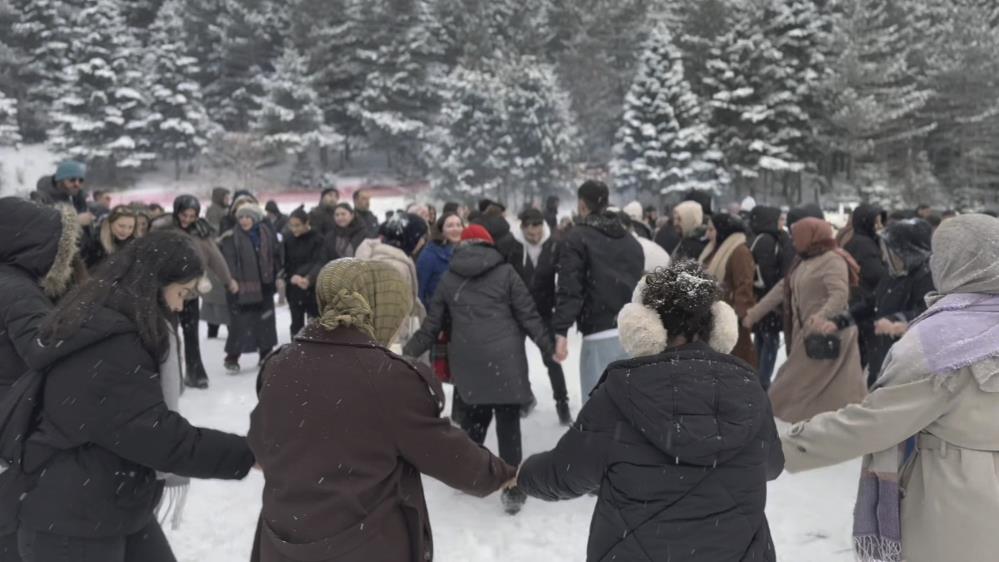 Bursa’da Kış Festivali'ne Yoğun Katılım Trafiği Felç Etti! (4)