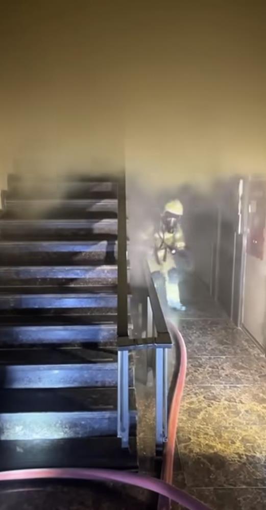 Bursa’daki Otelde Çıkan Yangın Kontrol Altına Alındı! 7 Kişi Yaralandı (2)