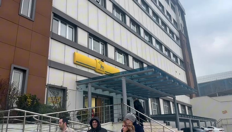 Bursa'daki Ptt'de Kazan Kaynıyor! İşçiler Eyleme Başladı (2)