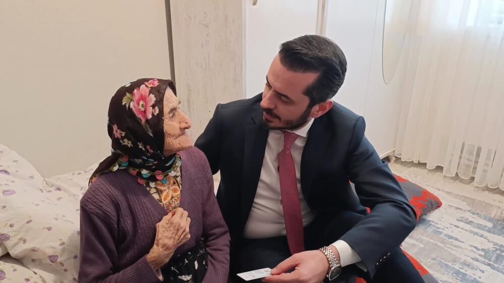 Bursalı 121 Yaşındaki Saadet Teyzenin Istediği Şey Şaşkınlık Yarattı! (2)