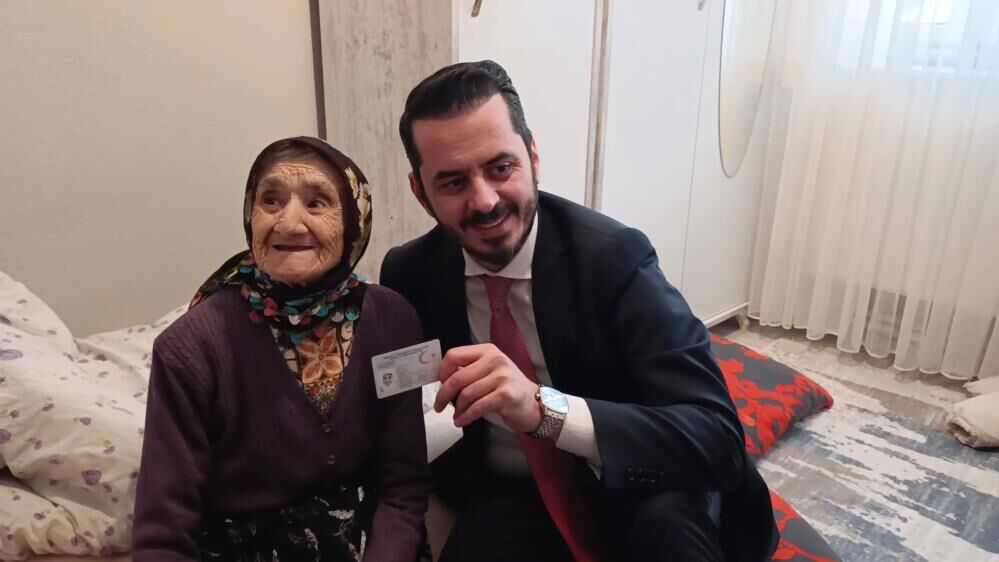 Bursalı 121 Yaşındaki Saadet Teyzenin Istediği Şey Şaşkınlık Yarattı! (3)