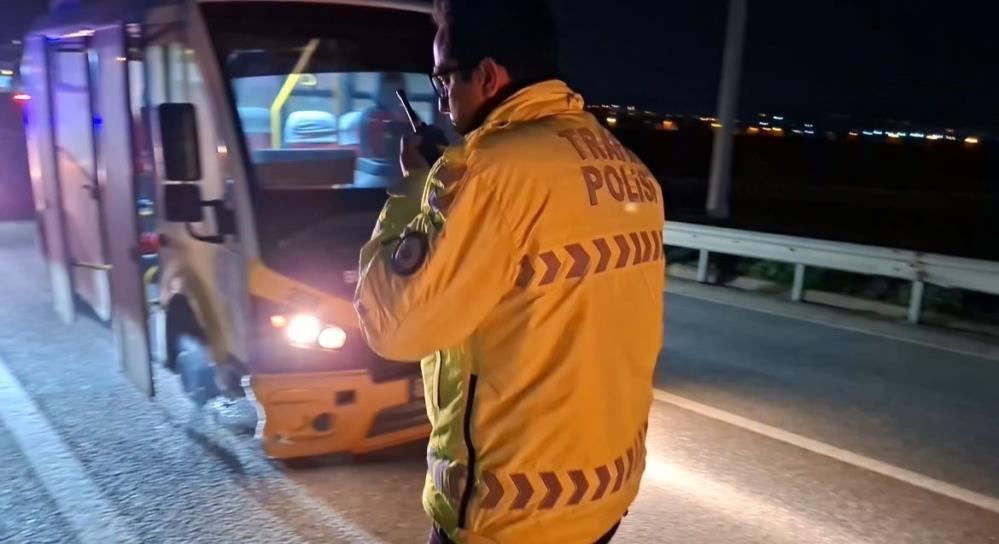 Bursa'yı Birbirine Kattı! Dur Ikazı Fayda Etmedi, Lastik Pes Etti (1)