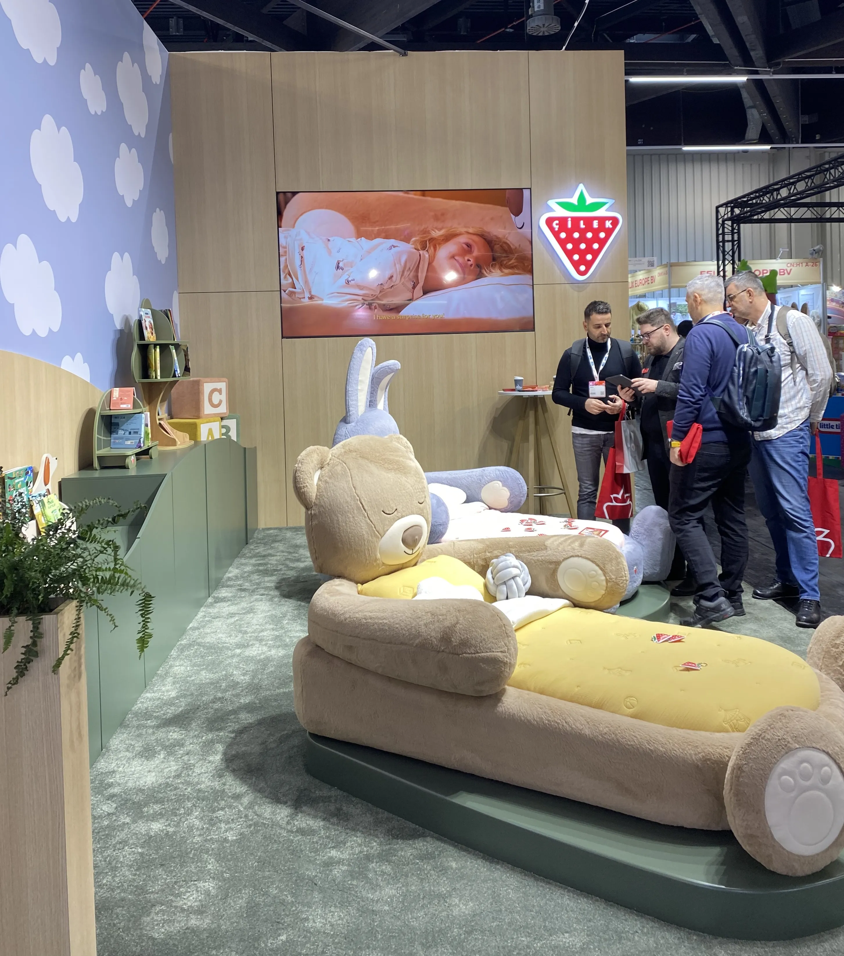 Çilek, Dünyanın Önde Gelen Oyuncak Fuarı Spielwarenmesse’de (2)