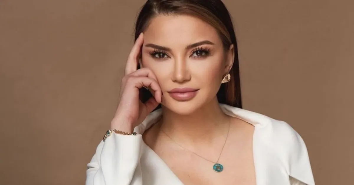 Esra Ezmeci'ye Ünvan Davasında Hapis Cezası! Esra Ezmeci'nin Ünvanı Sahte Mi3 Gencgazete