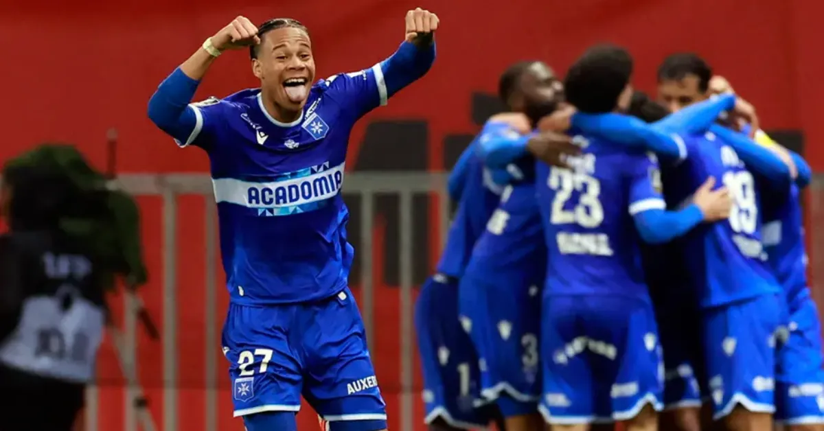 Galatasaray'dan Orta Sahaya Fransız Kancası Kevin Danois! (2)