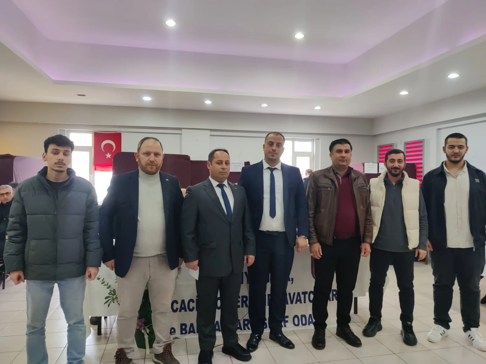 İnegöl Bakkallar Odası Seçimlerini Hakan İnkaya Kazandı (1)