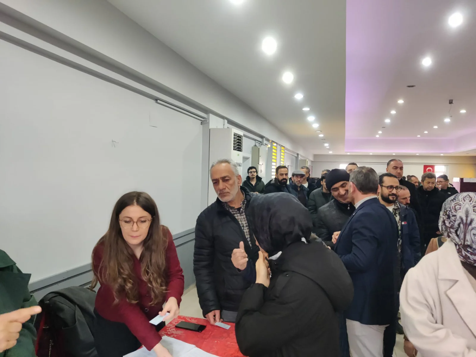 İnegöl Bakkallar Odası Seçimlerini Hakan İnkaya Kazandı (3)