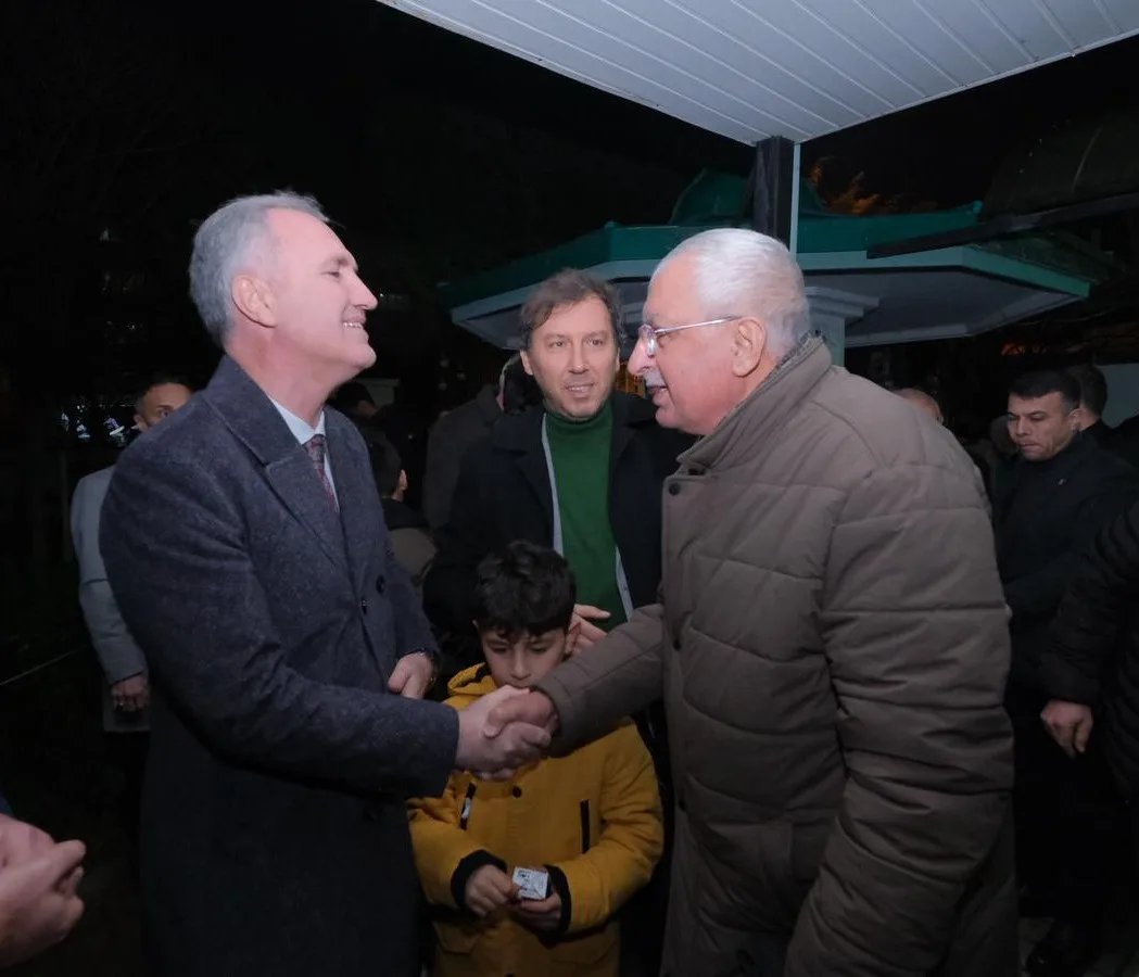 İnegöl Belediyesi Vatandaşlara Helva Ikram Etti! (6)