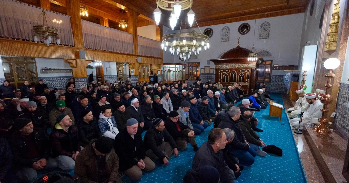 İnegöl'de 2026 Yılının Ilk Sabah Namazı Buluşması Yapıldı (4)
