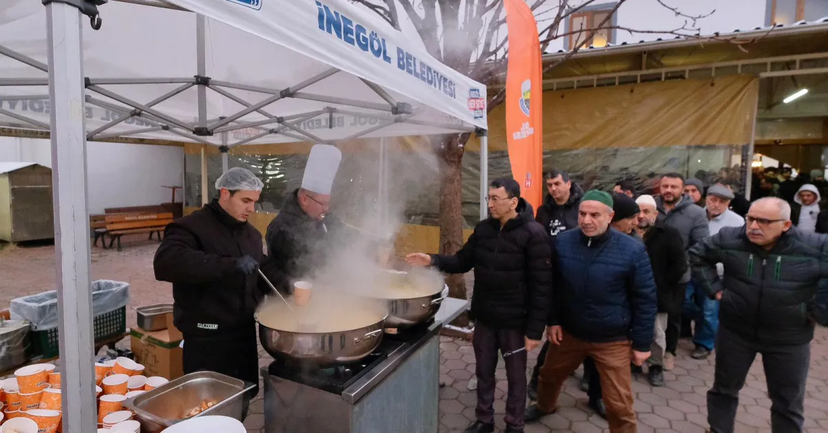 İnegöl'de 2026 Yılının Ilk Sabah Namazı Buluşması Yapıldı (8)