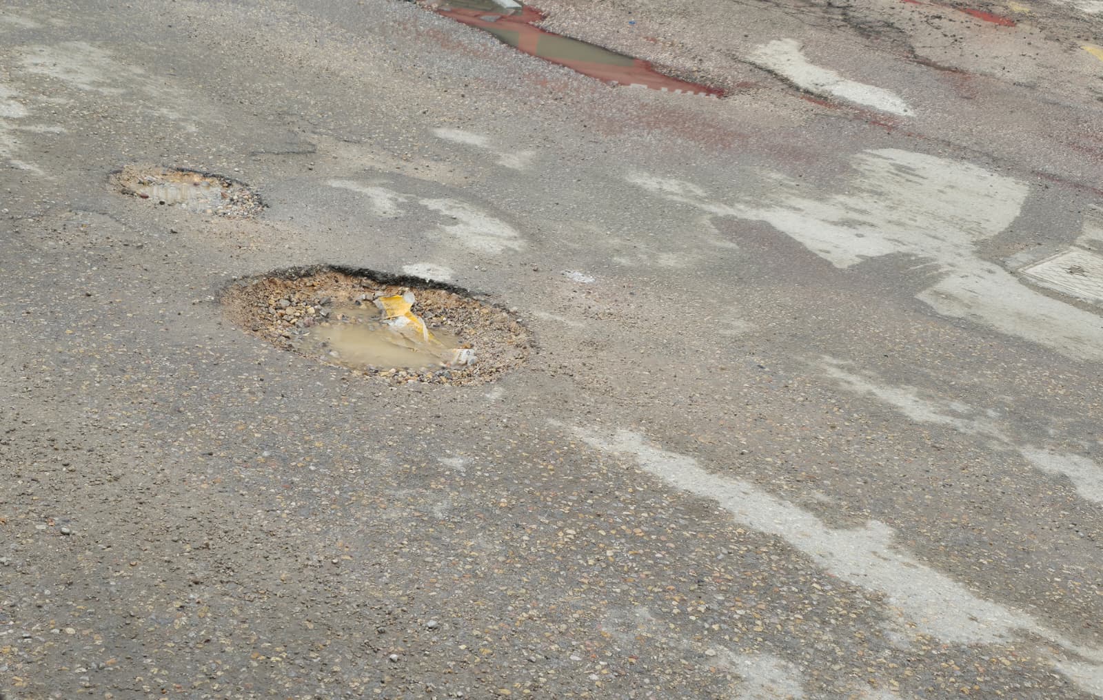 İnegöl'de Ahmet Türkel Çevre Yolun Asfaltı Sürücüleri Çileden Çıkardı! (1)