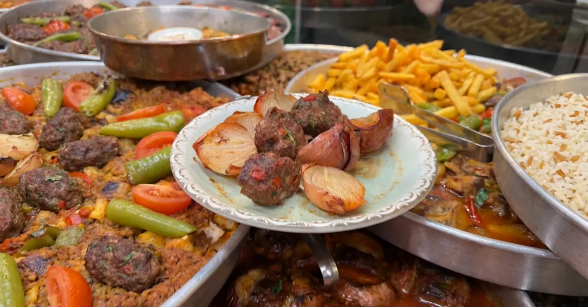 İnegöl'de Asırlık Lezzetler Atıksız Mutfakta Buluştu (11)