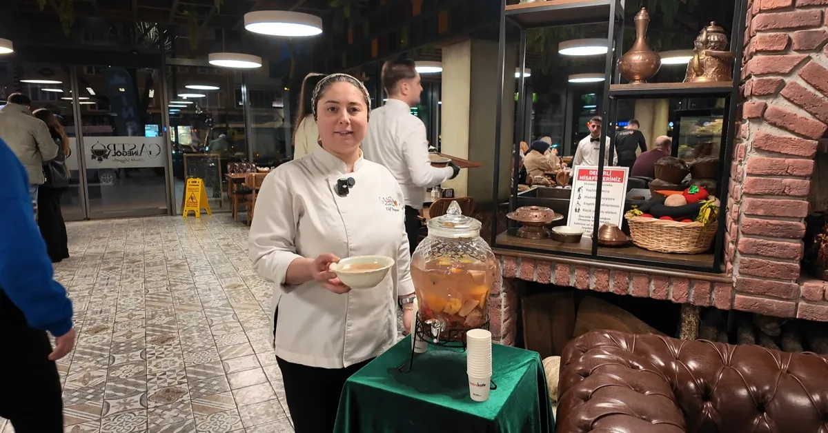 İnegöl'de Asırlık Lezzetler Atıksız Mutfakta Buluştu (7)