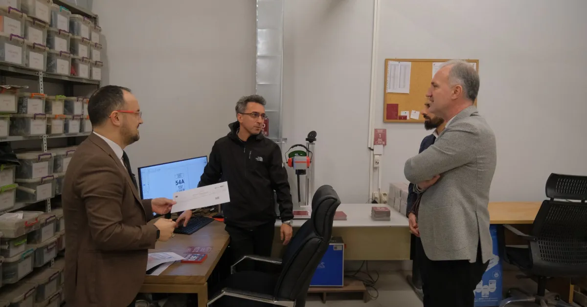 İnegöl'de Binalara Dijital Kimlik Qr Kodlu Dönem Başladı (2)