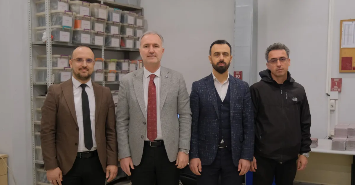 İnegöl'de Binalara Dijital Kimlik Qr Kodlu Dönem Başladı (4)