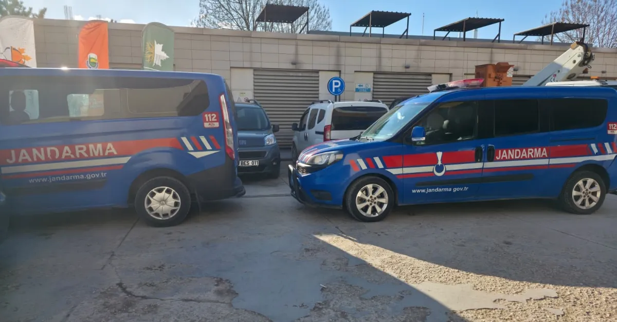 İnegöl'de Cami Çıkışı Fenalaşan Vatandaş Hayatını Kaybetti (2)