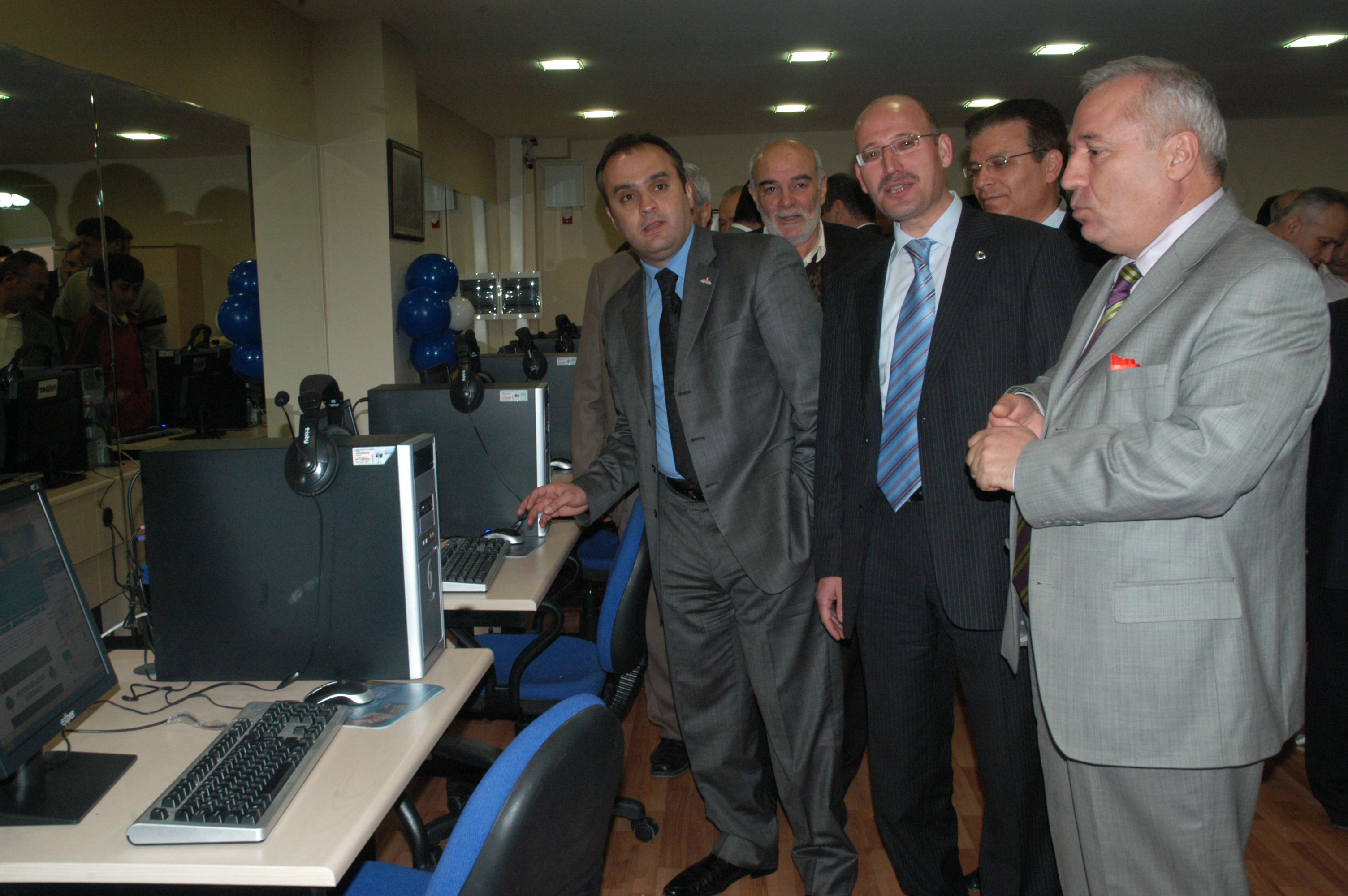 İnegöl’de İnternet Kafelere Örnek Proje; Bilgi Ve Kültür Evi 2008 Arşiv Gençgazete (5)