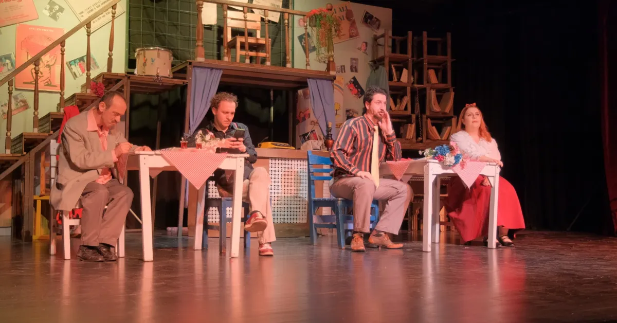 İnegöl'de Sahnede Festival Var Tiyatro Coşkusu Doruğa Çıktı (4)