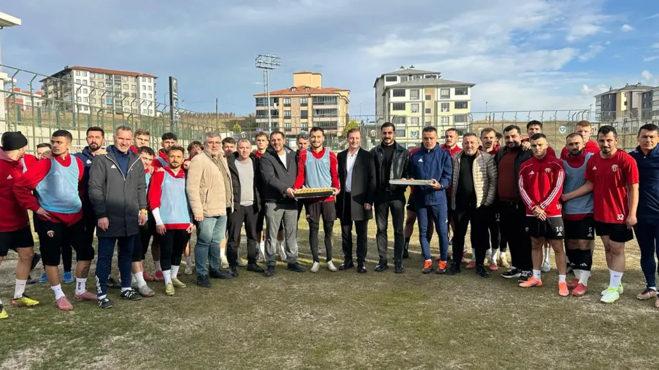 Inegolspora Kritik Mac Oncesi Surpriz Ziyaret 1