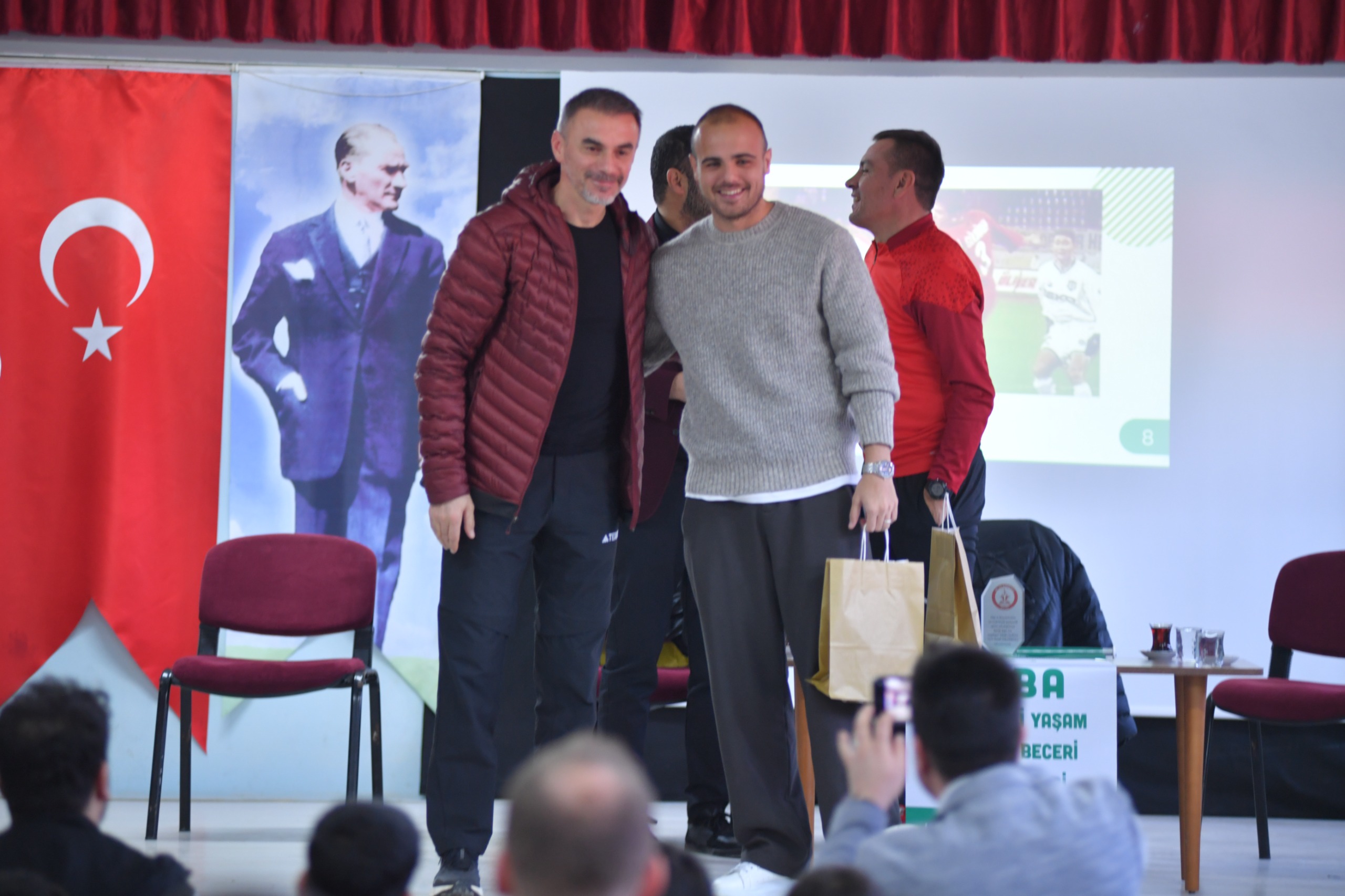 İnegölspor’dan Öğrencilere İlham Veren Ziyaret! (5)