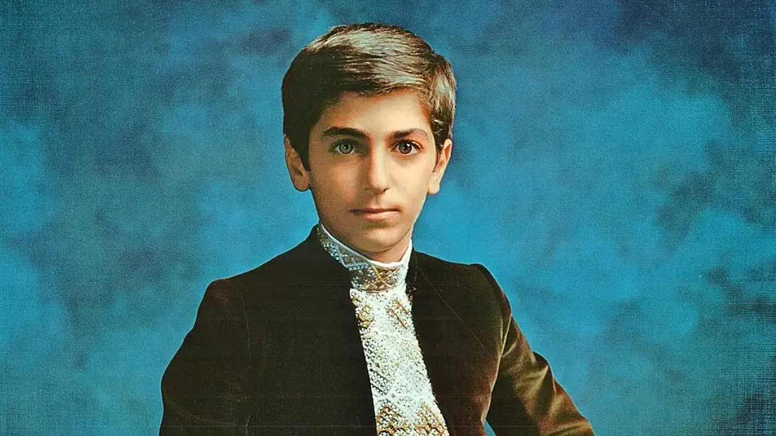 İran Şahı Rıza Pehlevi Ülkesini Terk Etti