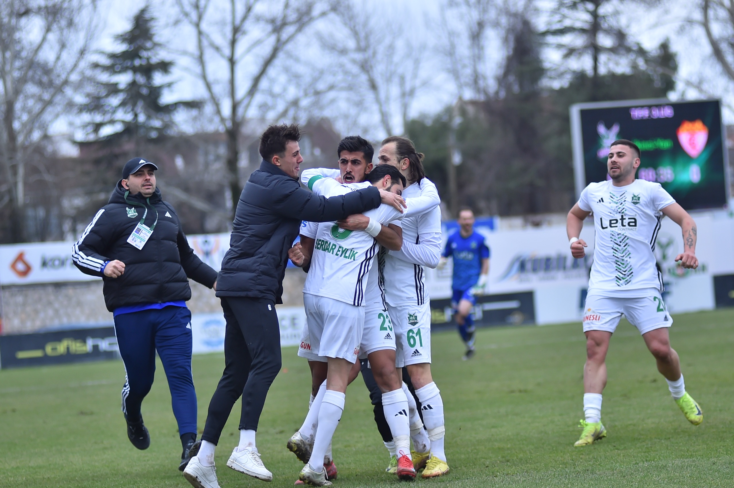 Karacabey Belediyespor Sultan Su İnegölspor İlk Yarı Özeti (2)