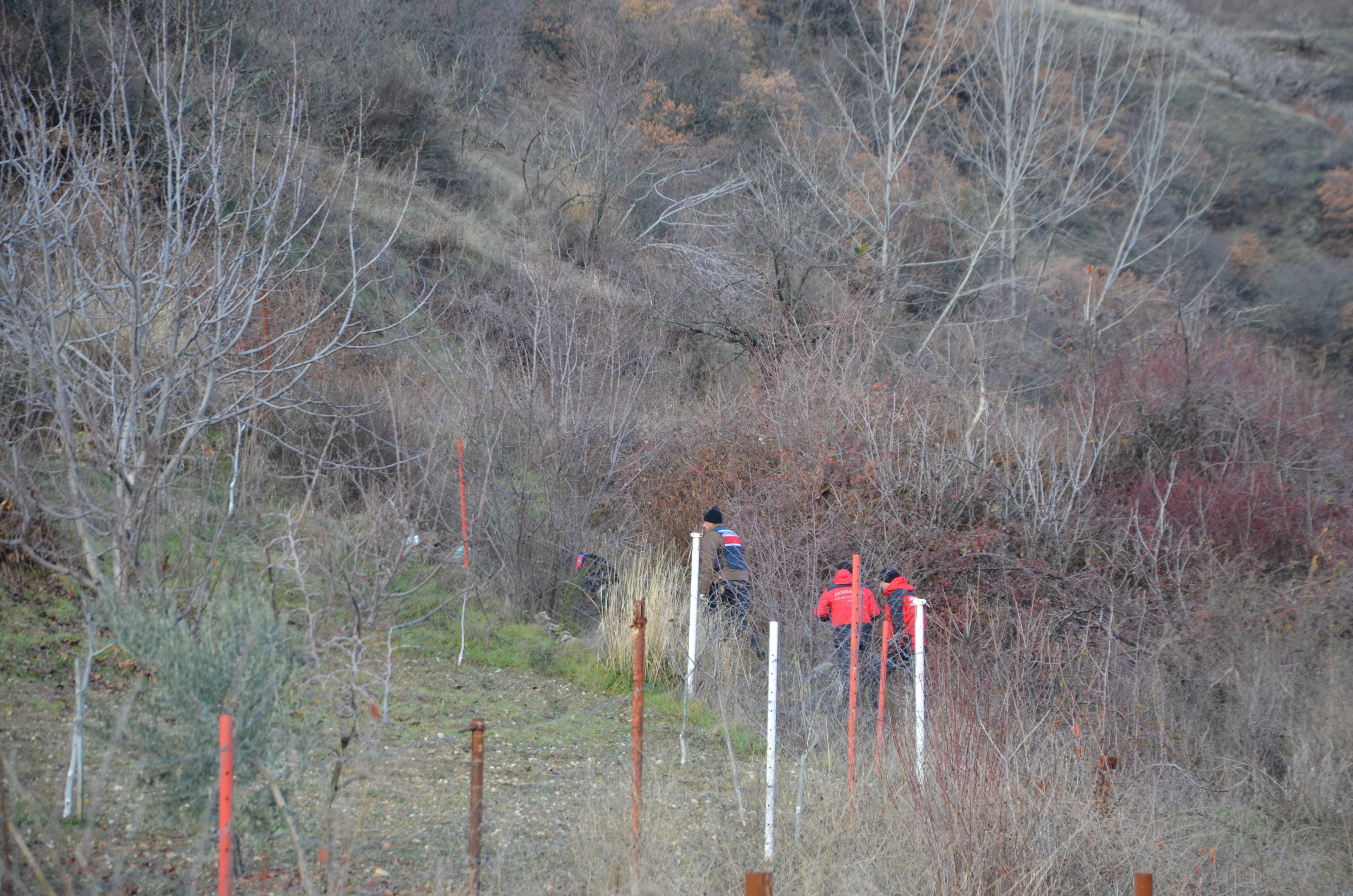Kayıp Olarak Aranan Kadın Dere Yatağında Ölü Bulundu (2)