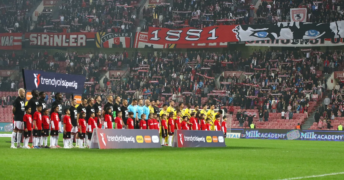 S A M S U N S P O R B A S K A N V E K I L I B I L E N S U P E R K U 1094792 324951 Gencgazete