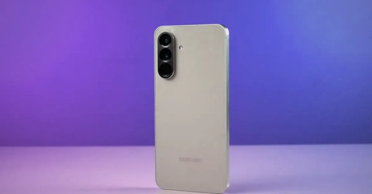 Samsung Galaxy A57 Sahneye Çıkıyor! Tasarımı Ortaya Çıktı, Orta Segment Kızışıyor (5)