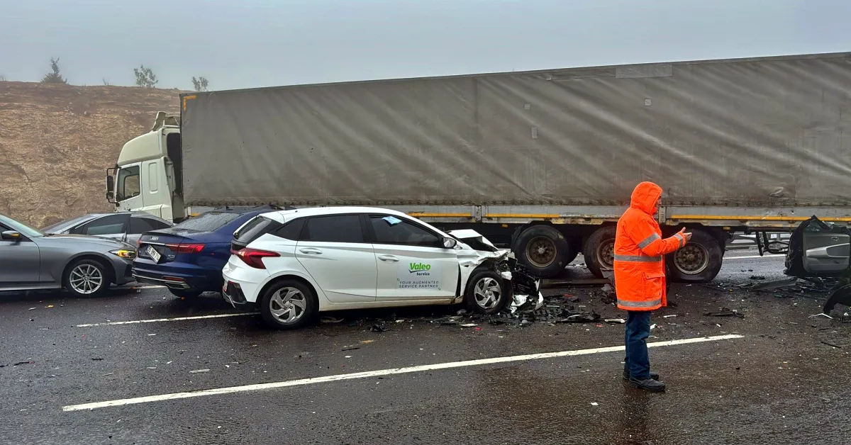 Tag Otoyolu’nda Zincirleme Kaza 2 Ölü, 10 Yaralı (2)
