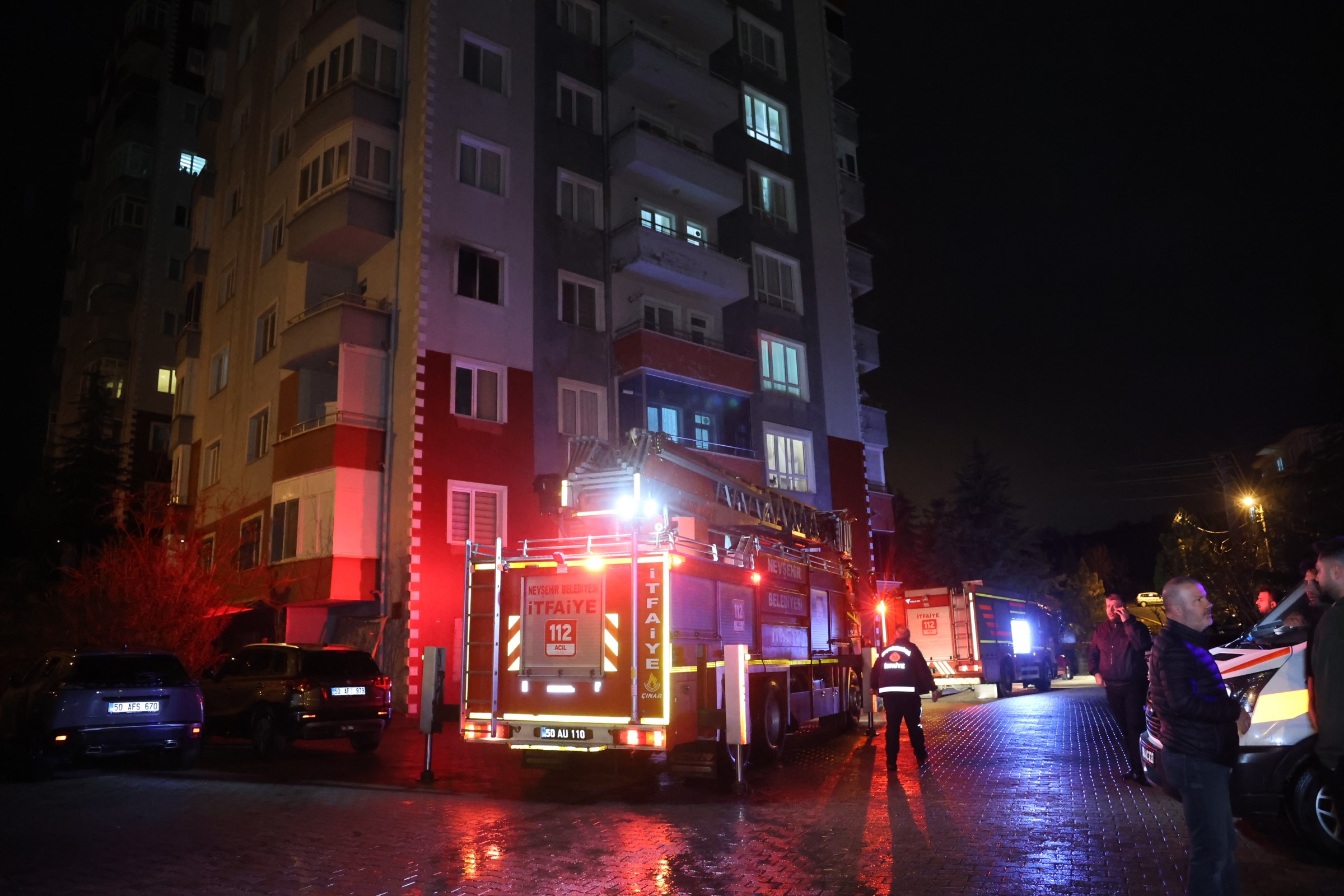 Tüpten Tüpe Gaz Dolumu Yaparken Evi Yaktı (4)