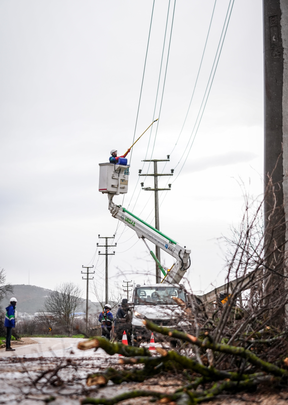 Uedaş Olumsuz Hava Şartlarına Karşı Teyakkuzda (3)