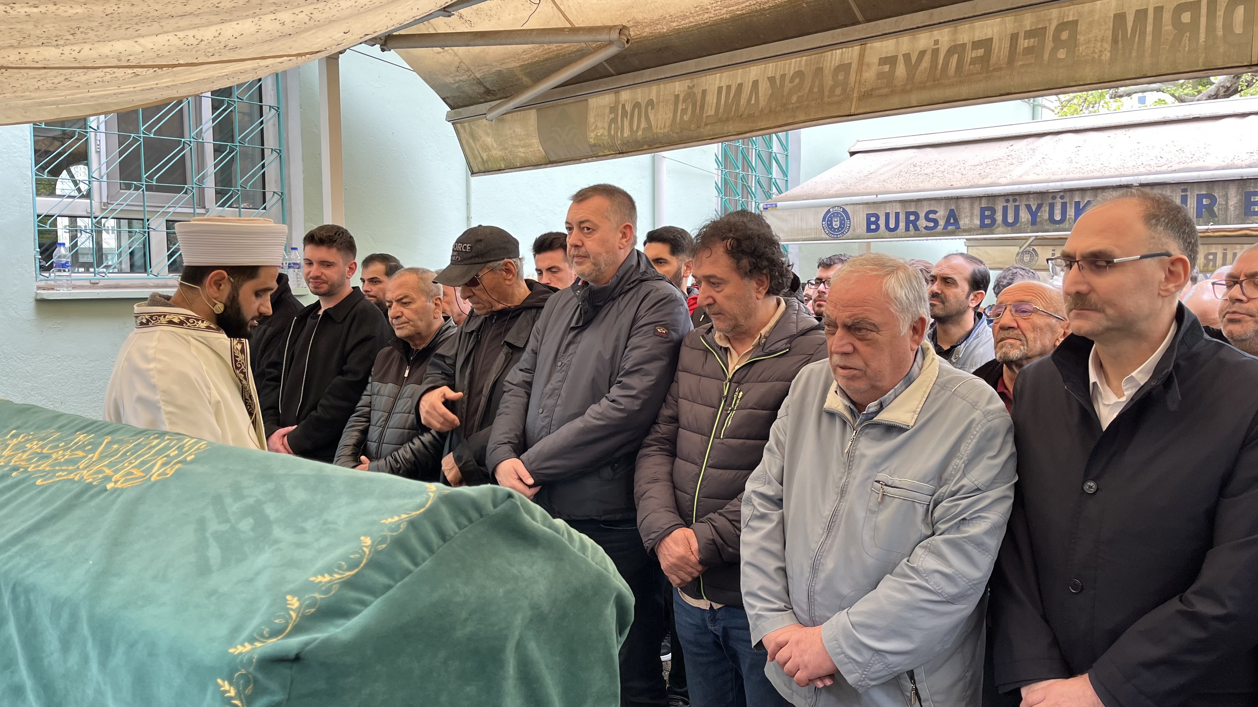 Vefat Edenler Cenaze Bilgileri Ölüm Haberleri Mezarlık Kabir Bilgileri Gencgazete (46) 26 Ocak 2026 Pazartesi