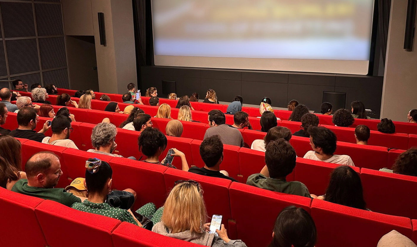 Yağmurlu Havanın Vazgeçilmezi Sinema Keyfi