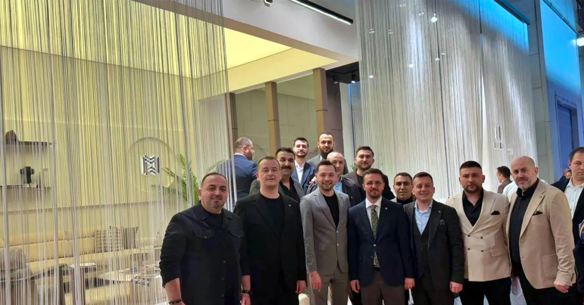 Yasin Altuntepe'den İstanbul'da İnegöl Mobilyası Çıkartması (8)