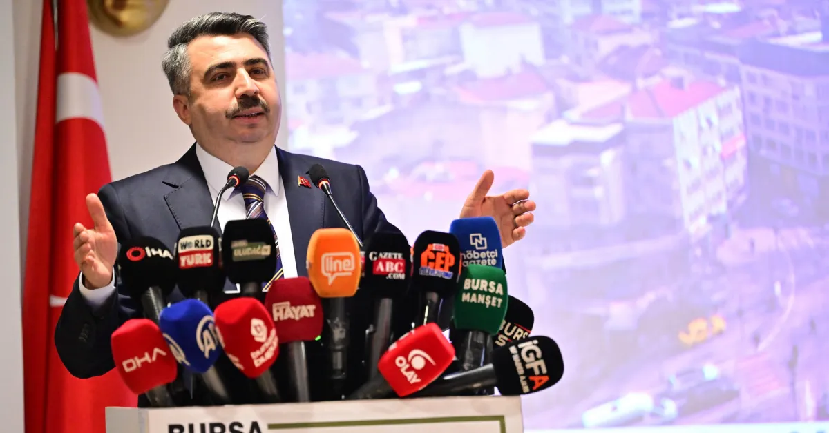 Yıldırım'da Tarihi Aks Için Dev Adım Yarışmada Kazananlar Ödüllerini Aldı (7)