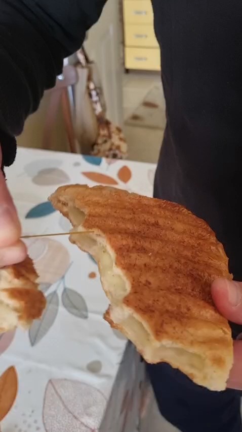 Bakın Ekmeğin Içinden Ne Çıktı