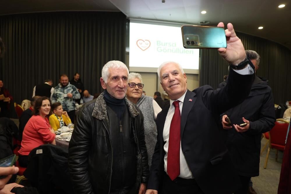 Başkan Bozbey, Vatandaşlarla Iftarda Buluştu! (1)