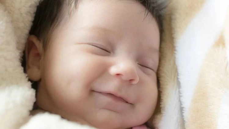 Bebekler Neden Eskisine Göre Daha İri Doğuyor Uzmanlardan Anne Ve Bebekler İçin Kritik Uyarı (1)