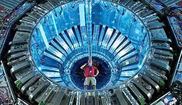 Bilim Isıtıyor! Dünyanın En Güçlü Parçacık Çarpıştırıcısı Artık Evleri De Isıtıyor (3)