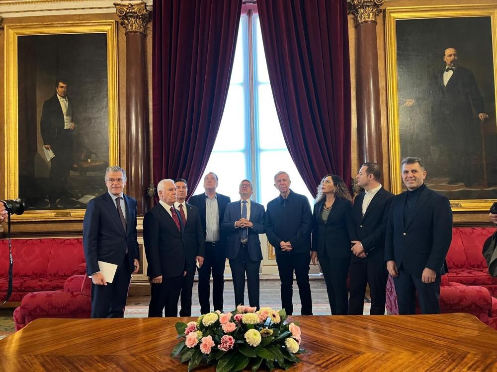 Bozbey, Avrupa’daki Tarihi Kent Uygulamalarını Yerinde Inceledi! (2)