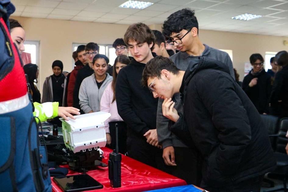 Bursa İl Jandarma’dan Fen Liselerine Akademi Tanıtımı (1)