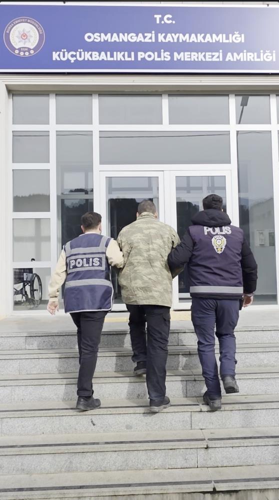 Bursa'da 9 Yıl Hapis Cezası Bulunan Hükümlü Yakalandı! (2)