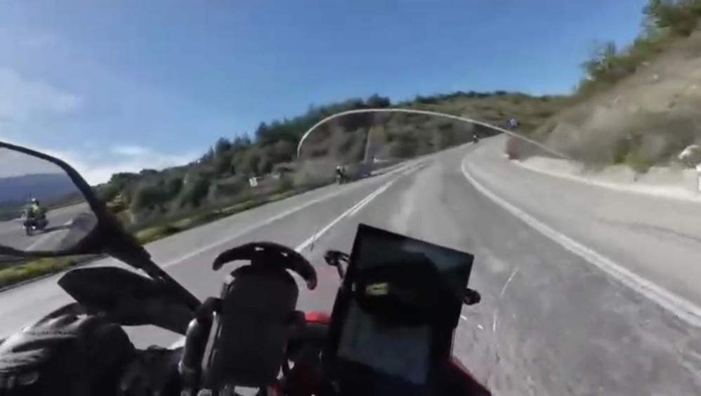 Bursa'da Hatalı Sollama Yapan Motosiklet Sürücüsü Hayatını Kaybetti! (3)