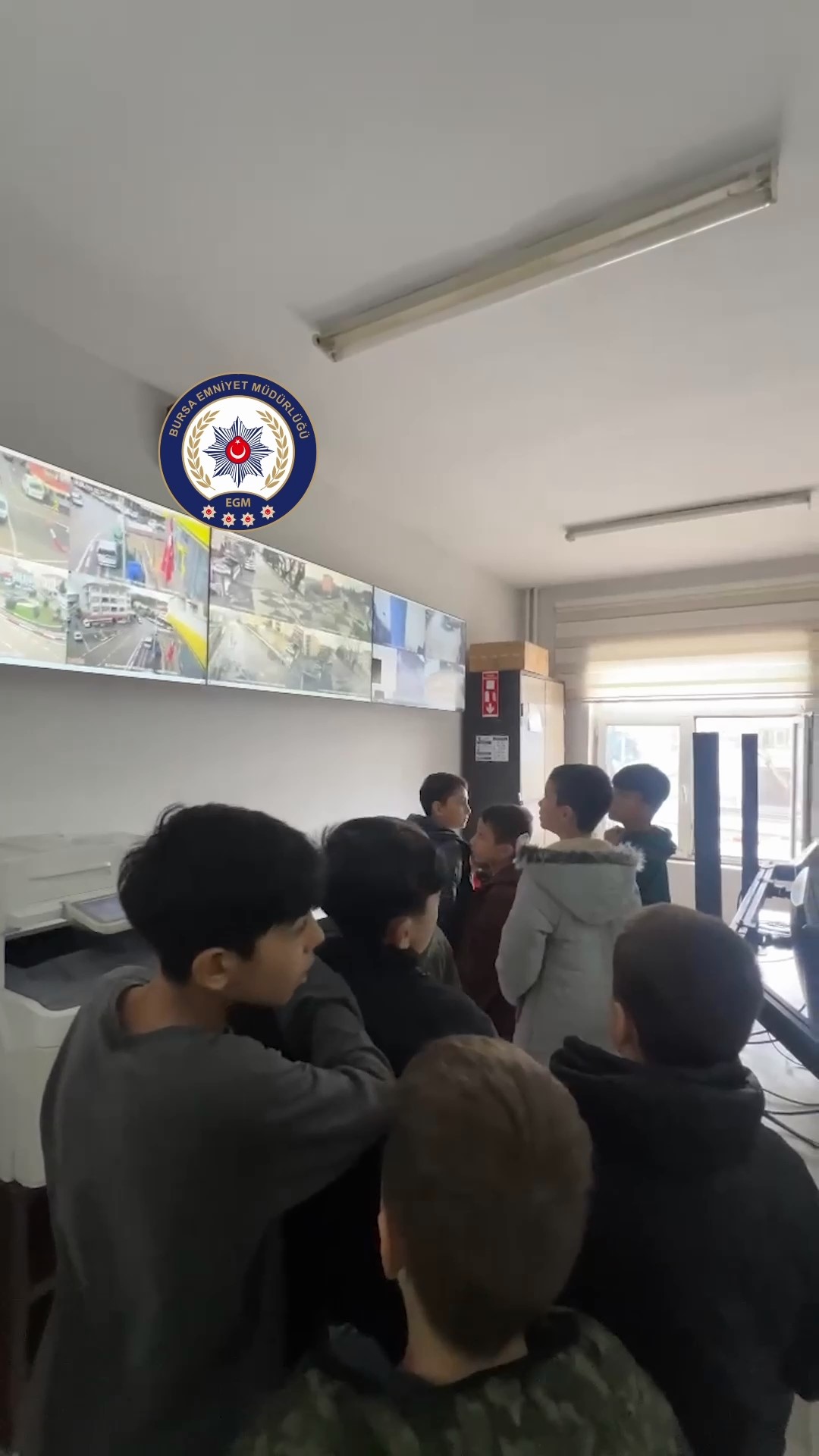 Bursa'da Polisten Çocuklara Yönelik Sosyal Farkındalık Etkinliği (4)