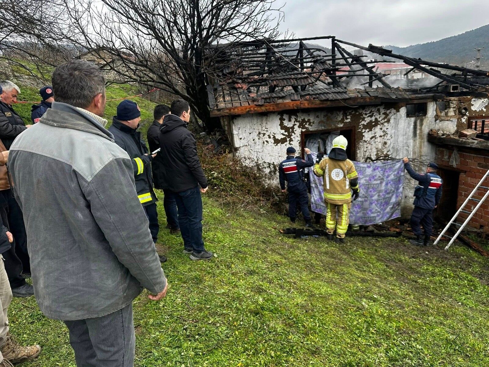 Bursa'da Soba Faciası, Yaşlı Çift Hayatını Kaybetti (2)