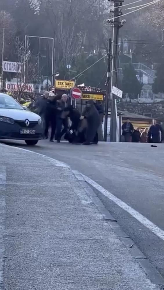 Bursa'da Trafikte Tekme Tokat Kavga! (1)