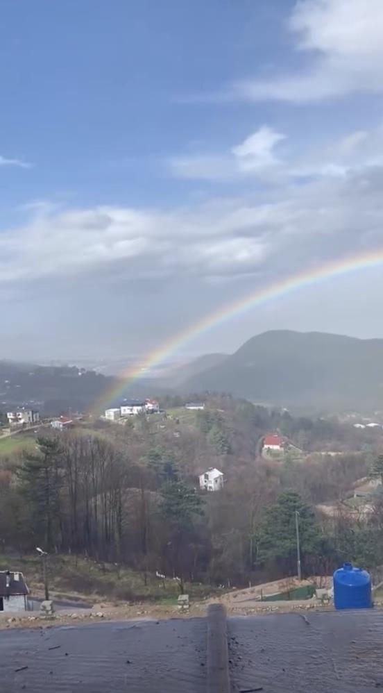 Bursa'da Yağmur Sonrası Gökkuşağı Görenleri Hayran Bıraktı! (1)