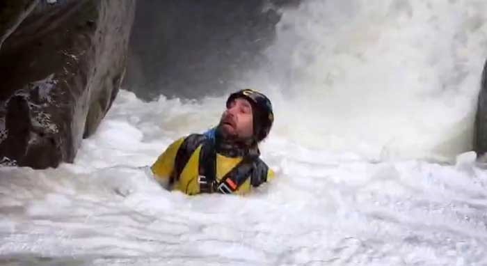 Bursa'da Yağmur Sularıyla Coşan Kanyondan Zor Anlar Yaşadı! (1)