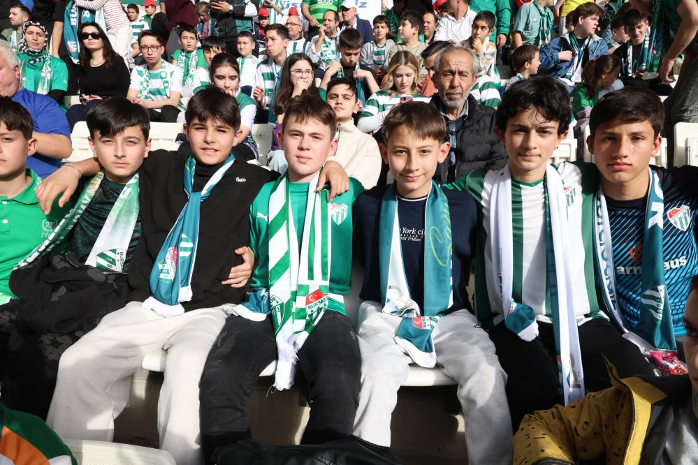 Bursaspor Osmangazi’de Büyüyor! (4)